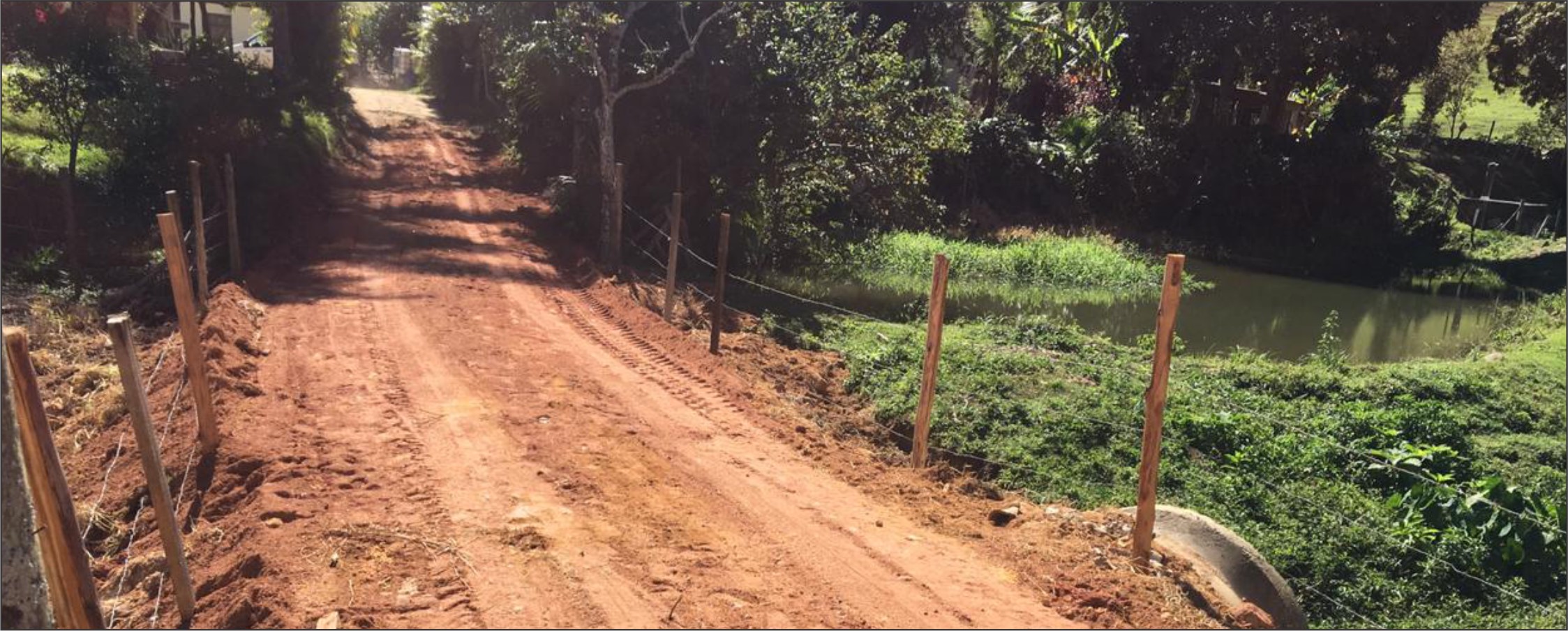 Secretaria de Obras melhora estradas do interior em Vargem Alta