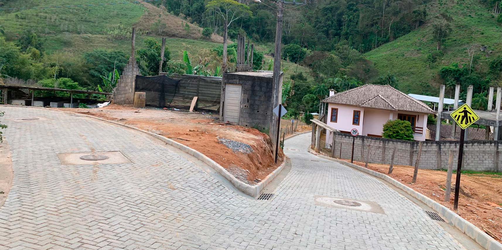 Distrito de São José de Fruteiras recebe mais duas obras de drenagem e pavimentação