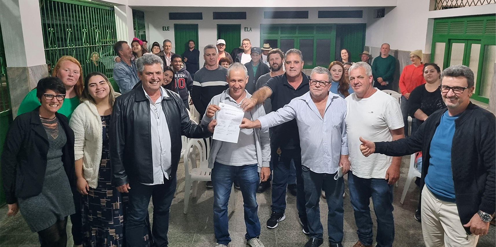 Assinada ordem de serviço para construção da cobertura da arquibancada do Estádio Jerônimo Grillo Neto em Fruteiras Nova