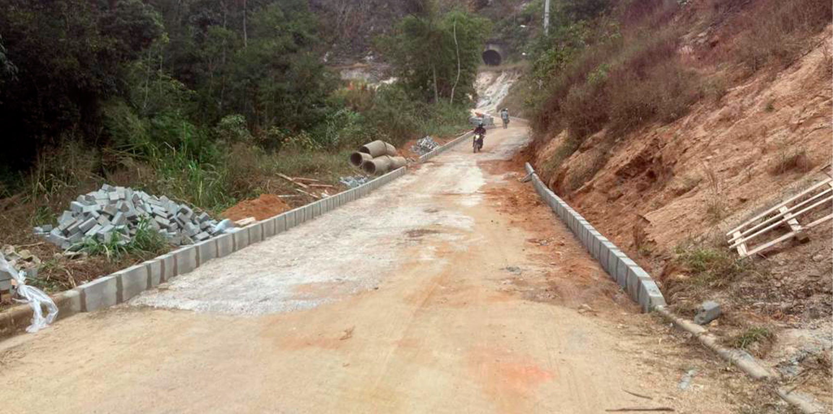 Iniciada mais uma etapa de pavimentação do Morro do Sal em Vargem Alta