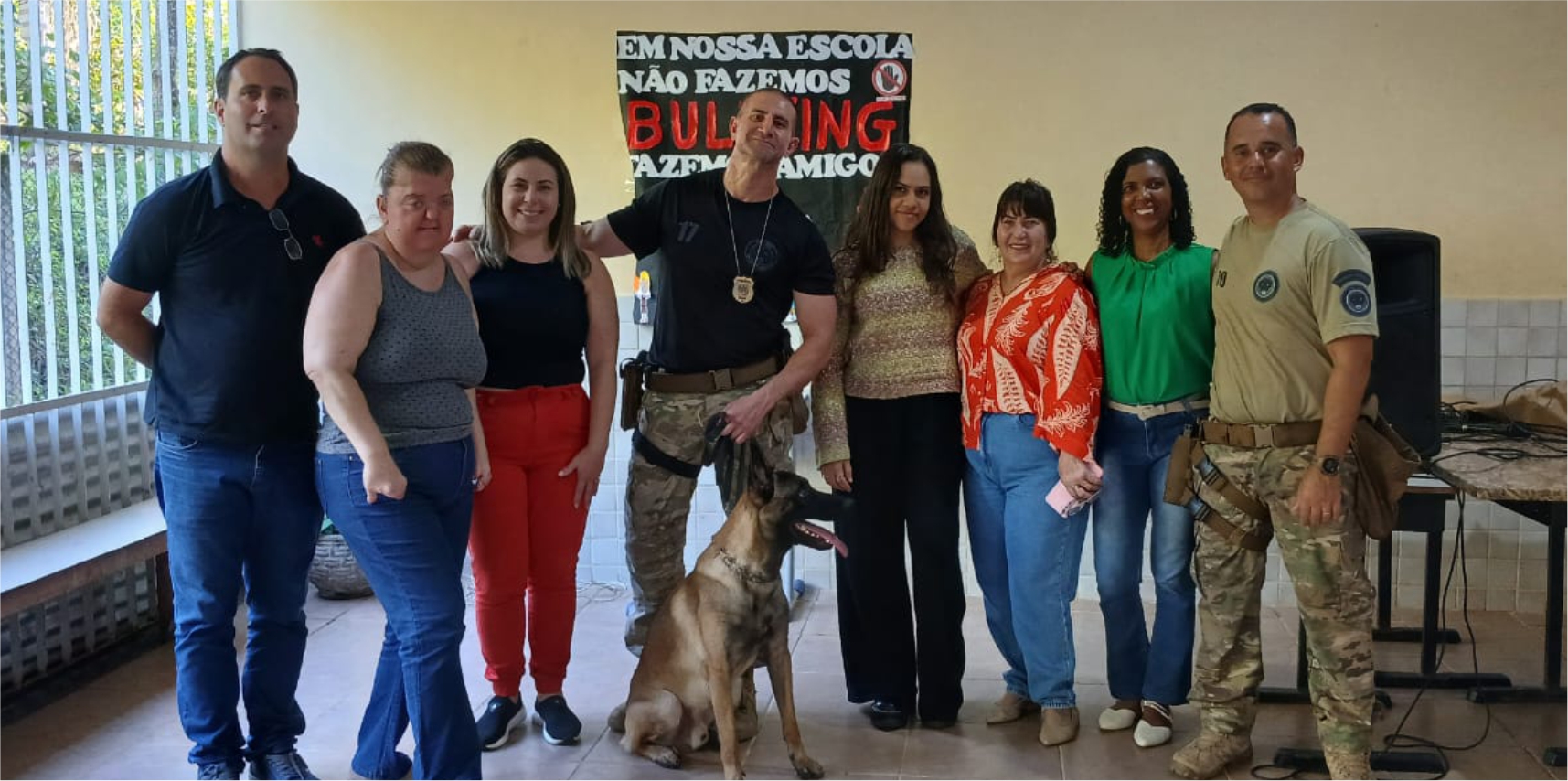 Agente Canino da Polícia Civil visita escolas de Vargem Alta