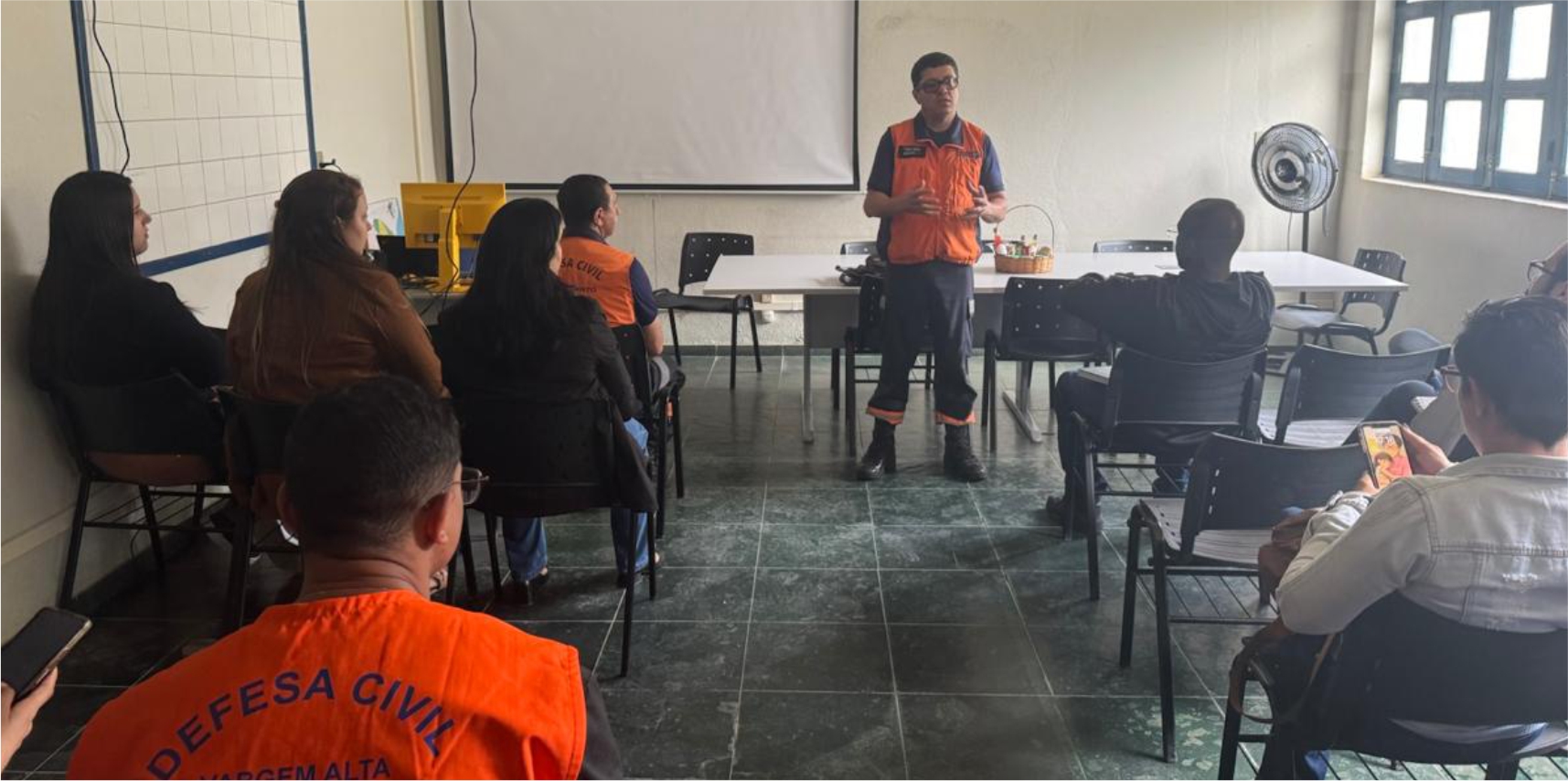 Palestra sobre medidas preventivas em situações de desastres é realizada em Vargem Alta