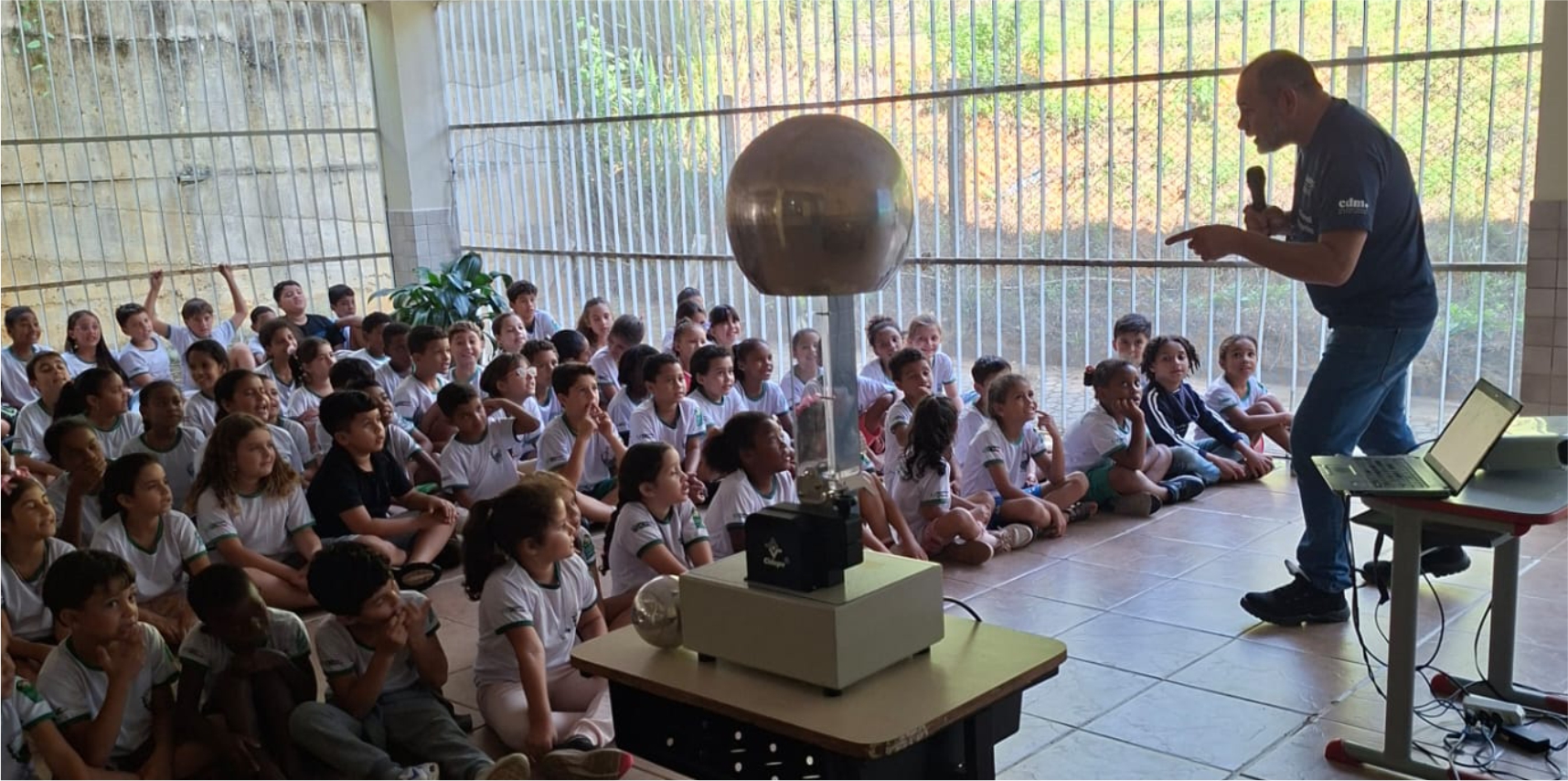 EDP leva palestras e experiências sobre energia elétrica às escolas da rede municipal de Vargem Alta