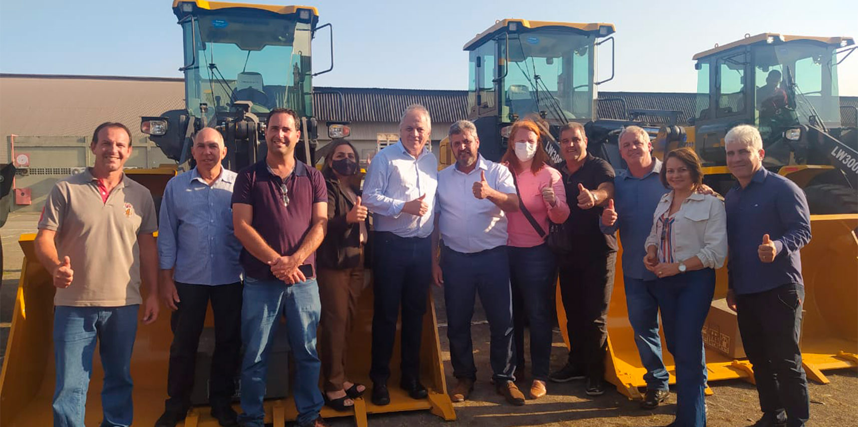 Governo do Estado entrega mais três equipamentos agrícolas para Vargem Alta