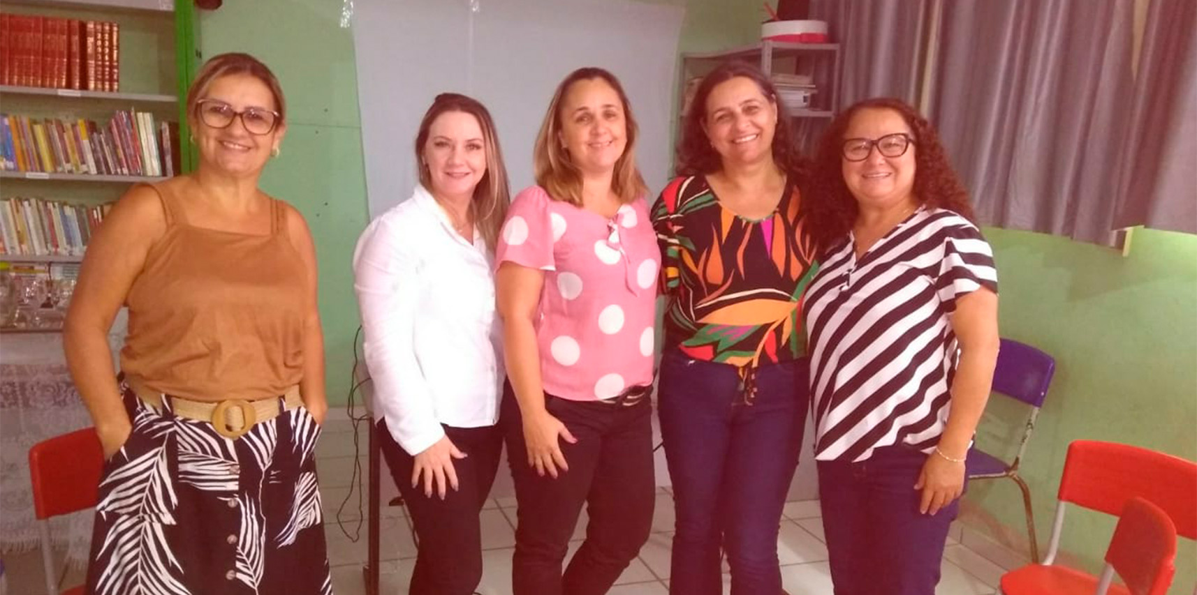 Escola que Colabora: educadoras de Vargem Alta apresentam ações trocam experiências com educadores de Piúma