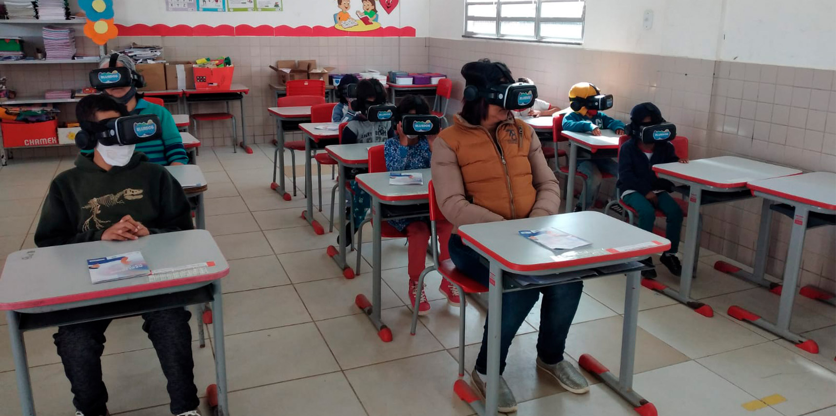 Escola de Vila Maria recebe o projeto de realidade virtual do Grupo Águia Branca