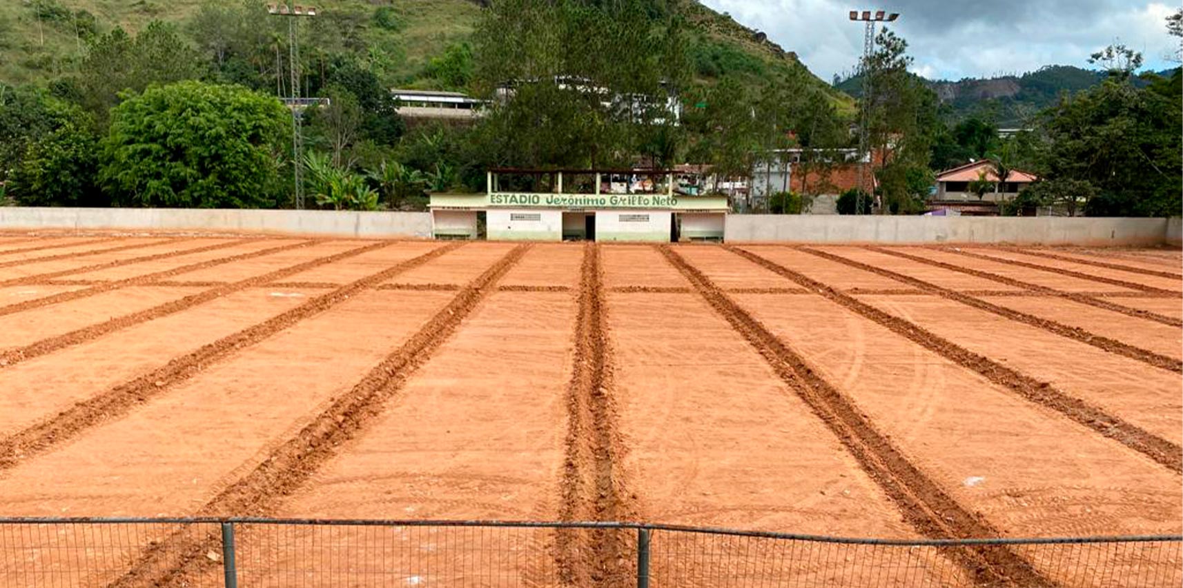 Estádio Jerônimo Grillo Neto, da comunidade de Fruteiras Nova, recebe obras de infraestrutura