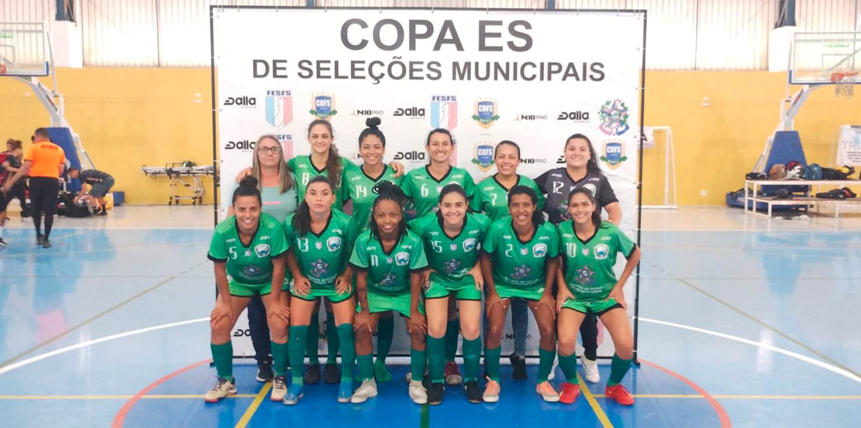 Equipe feminina de Vargem Alta fica em 3º lugar na Copa Espírito Santo de Futsal 2023   