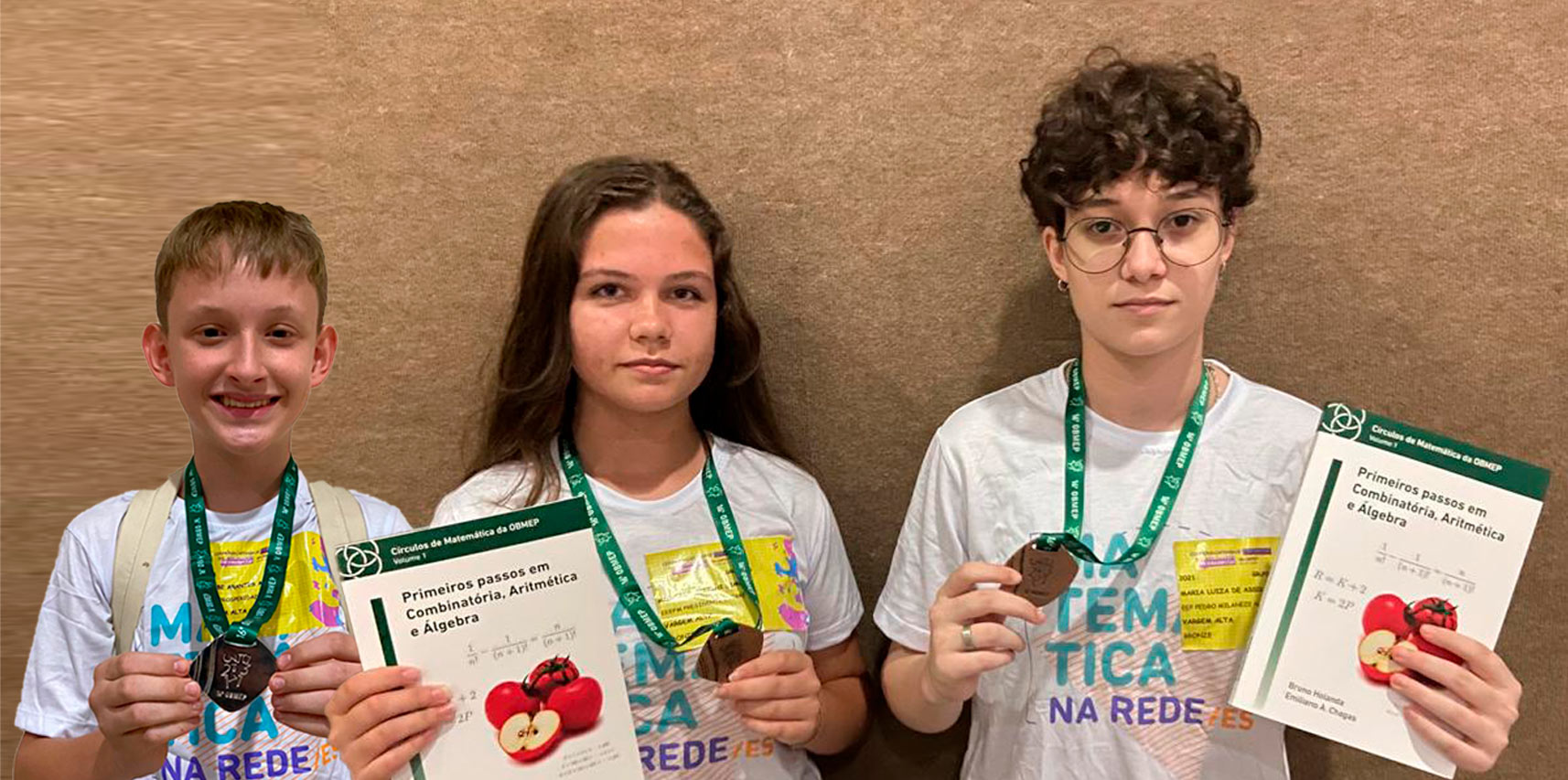 Alunos de Vargem Alta participam de cerimônia de entrega da premiação da Olimpíada Brasileira de Matemática - OBMEP