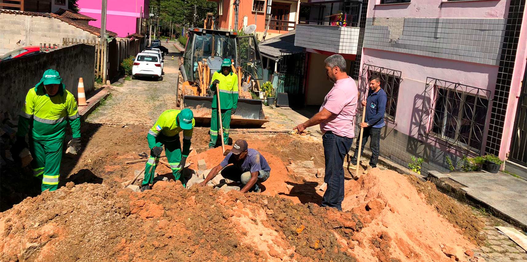 Prefeitura realiza reparos na rede de drenagem no Centro de Vargem Alta