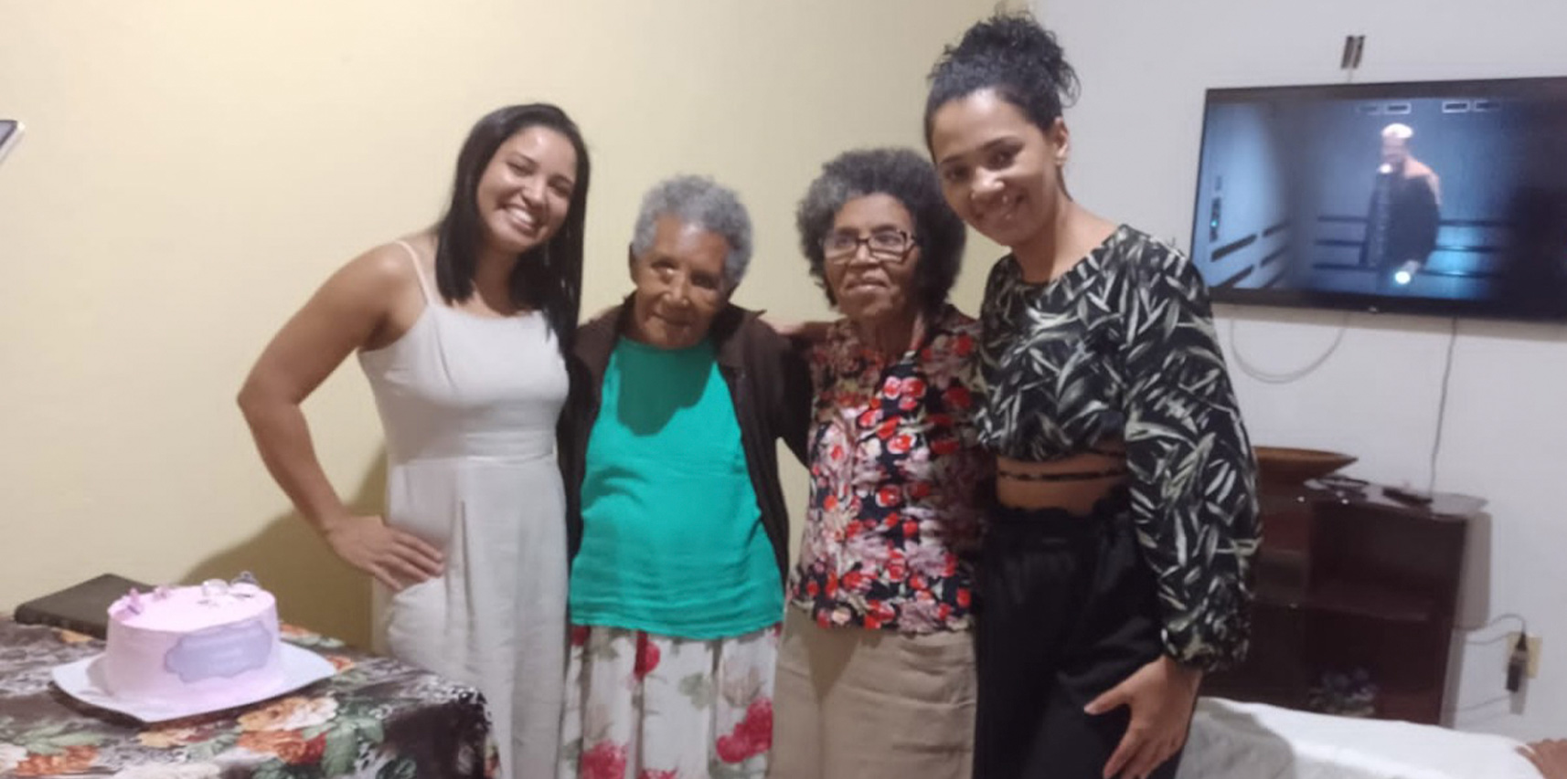 Nascidas em Vargem Alta, irmãs se reencontram após 60 anos