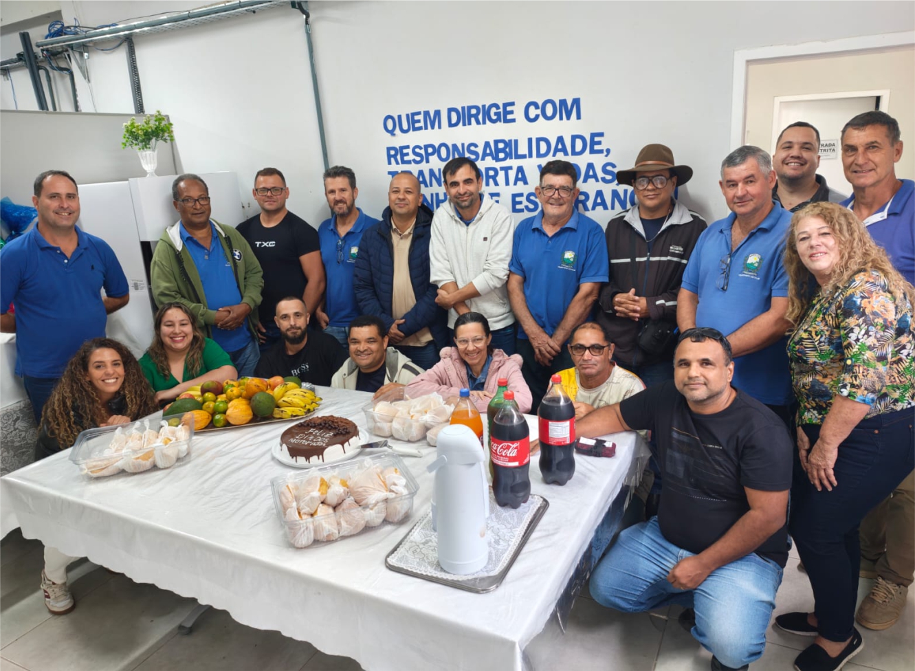 Imagem da notícia: Motoristas da Secretaria de Educação são homenageados pelo Dia do Motorista