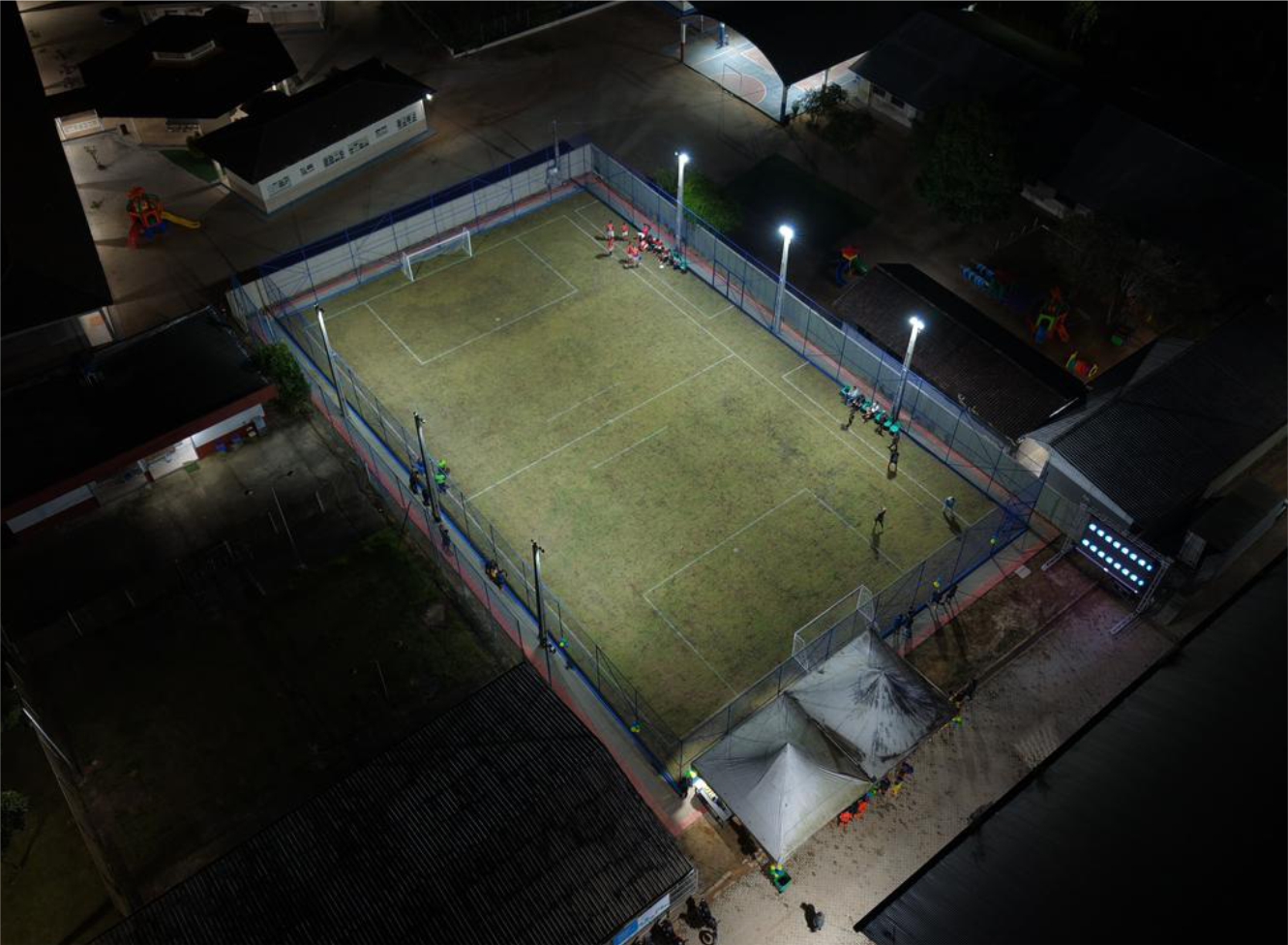 Imagem da notícia: Prefeitura de Vargem Alta entrega campo de futebol society